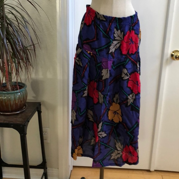 Vintage 80’s skirt - Picture 3 of 7